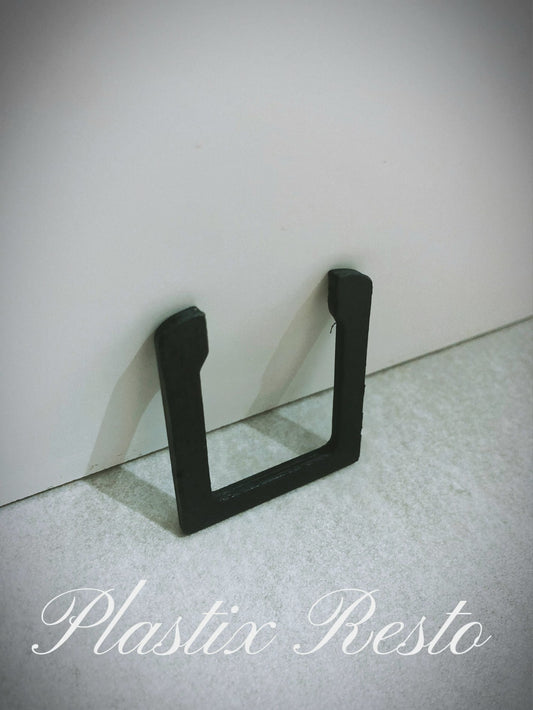 Vl glove box retainer clip