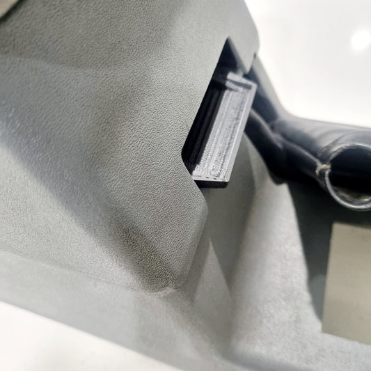 Vl center console high rise latch