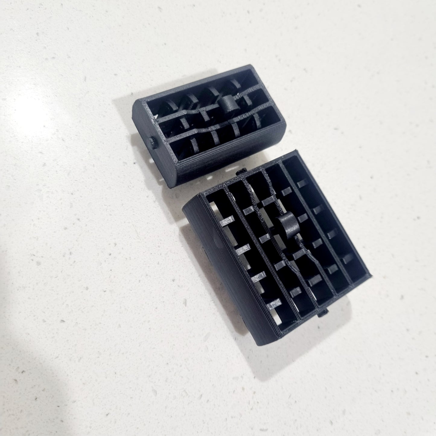 VL LH AND RH SIDE AIR VENTS