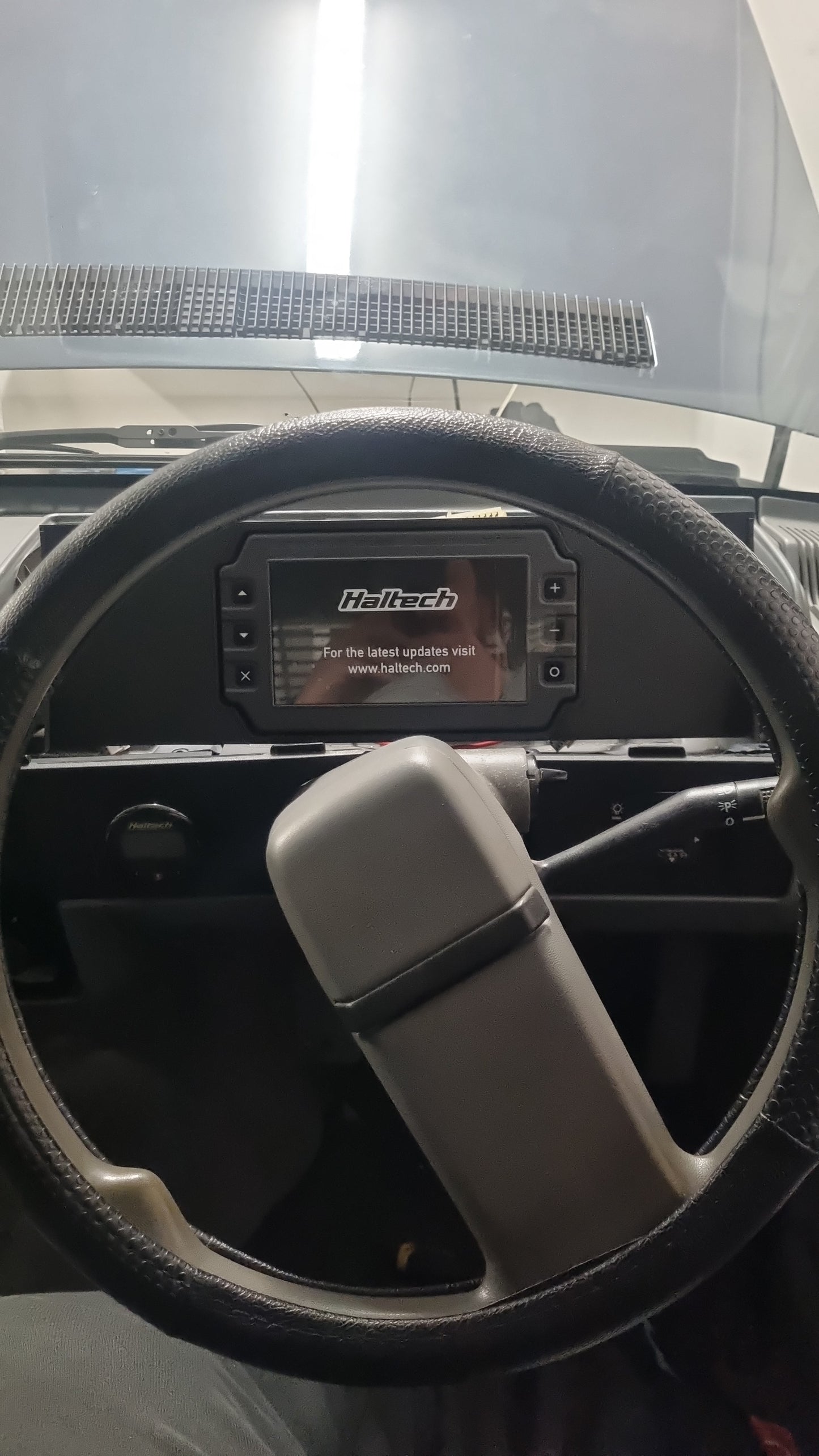 VL IC7 dash cluster mount