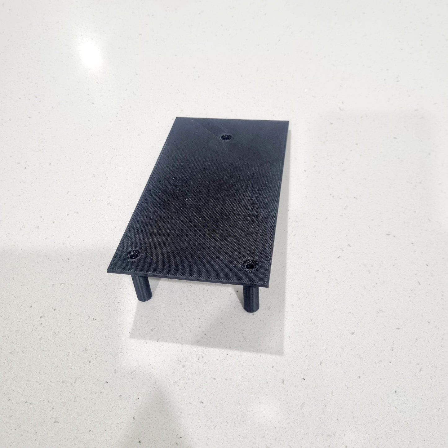 VL center console strengthener